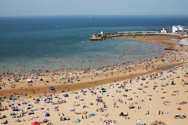 Cosy Coach House Garden Apartment By The Sea, Own Entrance Door, Garden Terrace With Exclusive Rear Door Access & Free Reserved Parking Space Only 2 Mtrs From Your Apt Door! Early Checkin From 3Pm And Late Check Out Till 11Am Available! Broadstairs Εξωτερικό φωτογραφία